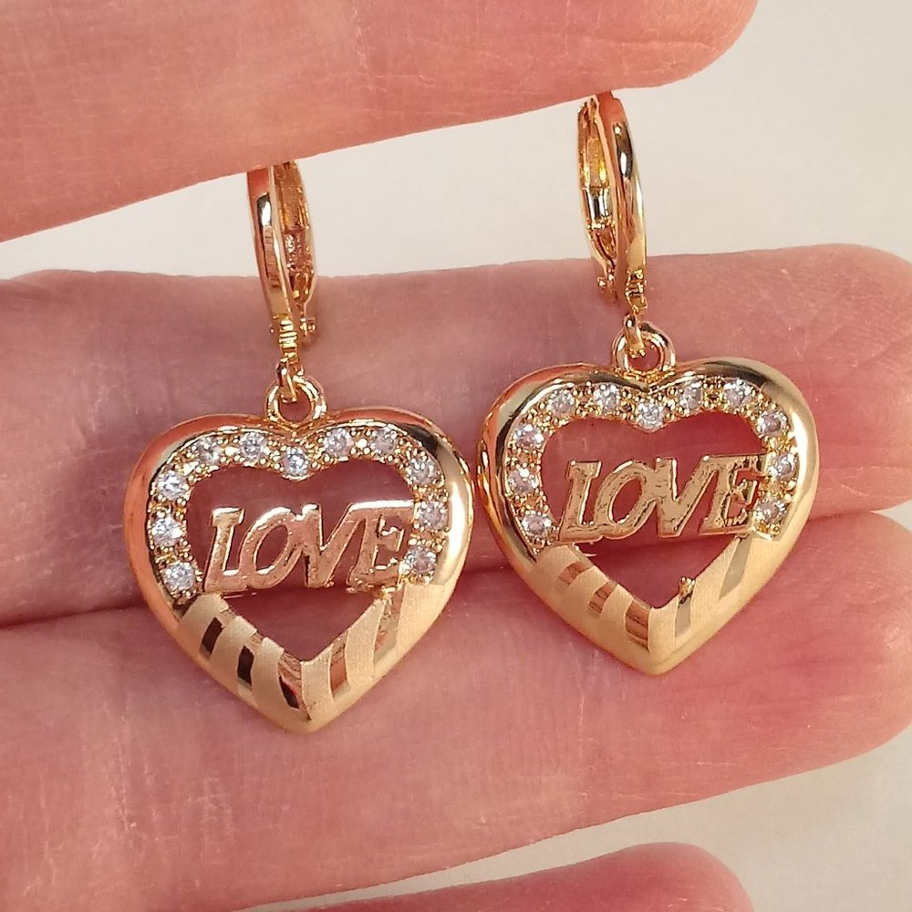 18K Yellow Gold Filled Laser Carved Heart Diamond Zircon Dangle Earrings